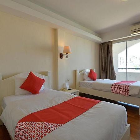 Oyo 109 Ozone Prime Pattaya Hotel Exterior foto