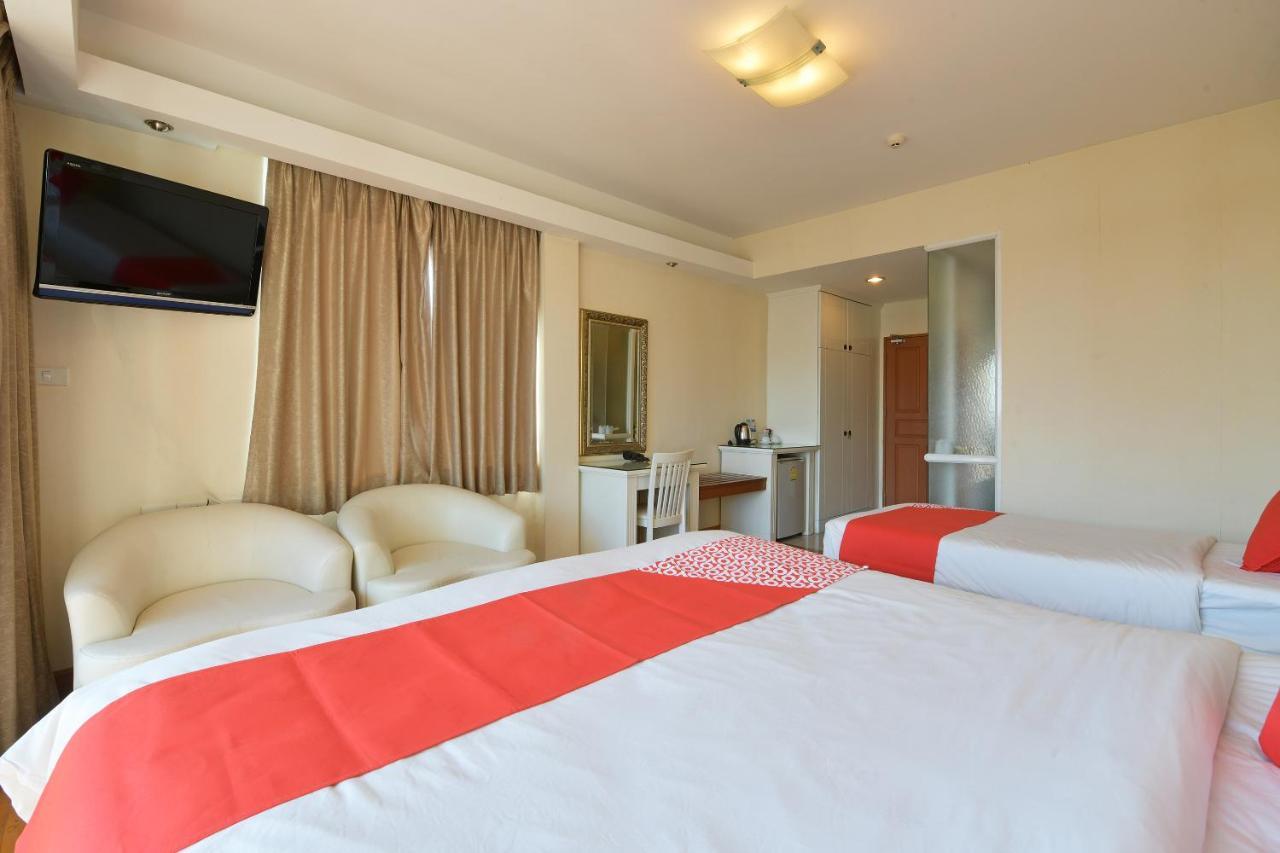 Oyo 109 Ozone Prime Pattaya Hotel Exterior foto